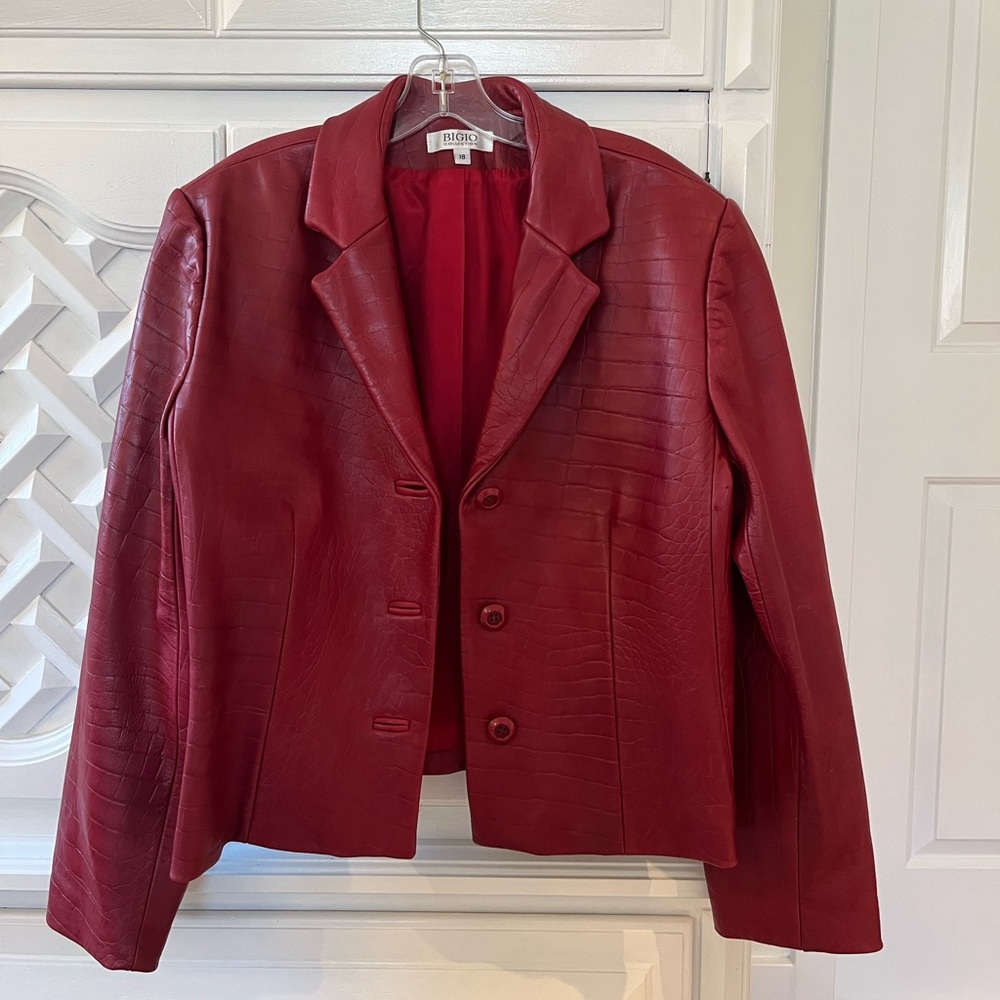 Vintage Bigio Collection red genuine English lambskin embossed leather jacket.